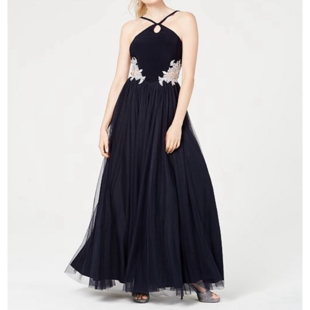 Dress - size 3 . Super formal and cute